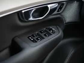 Volvo XC90 thumbnail 21