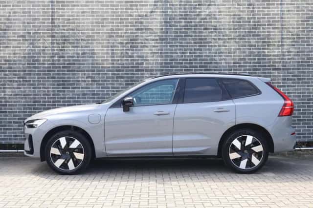 Volvo XC60 (2025) thumbnail 3