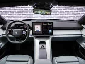 Polestar 4 thumbnail 5