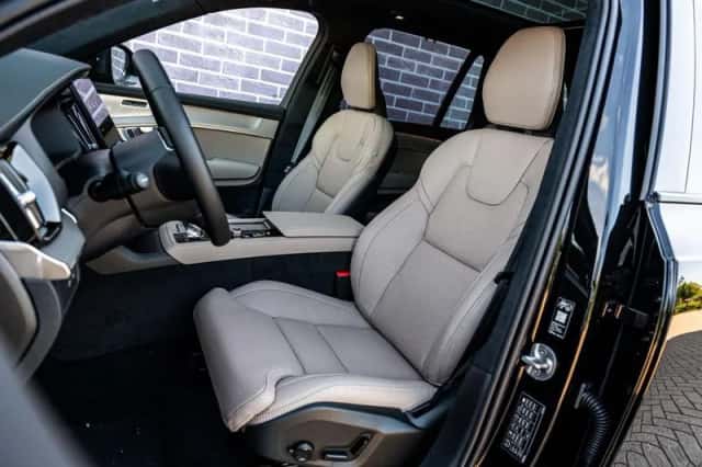Volvo XC90 (2026) thumbnail 6