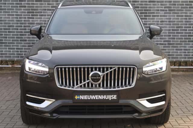 Volvo XC90 (2021) thumbnail 3