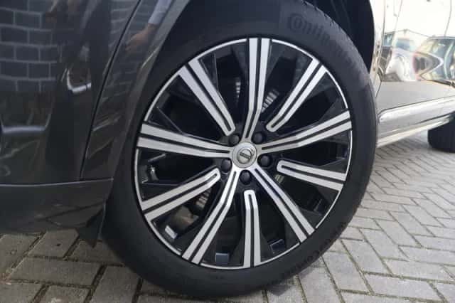 Volvo XC90 (2021) thumbnail 5