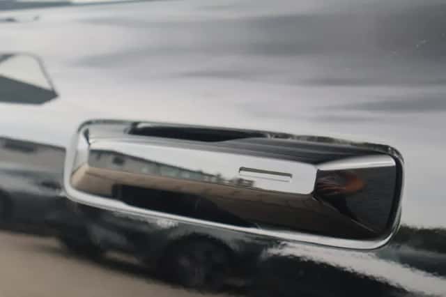 Volvo EX30 (2025) thumbnail 6
