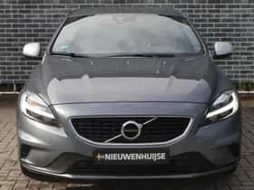 Volvo V40 (2018) thumbnail 3