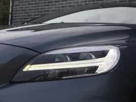 Volvo V40 (2018) thumbnail 4