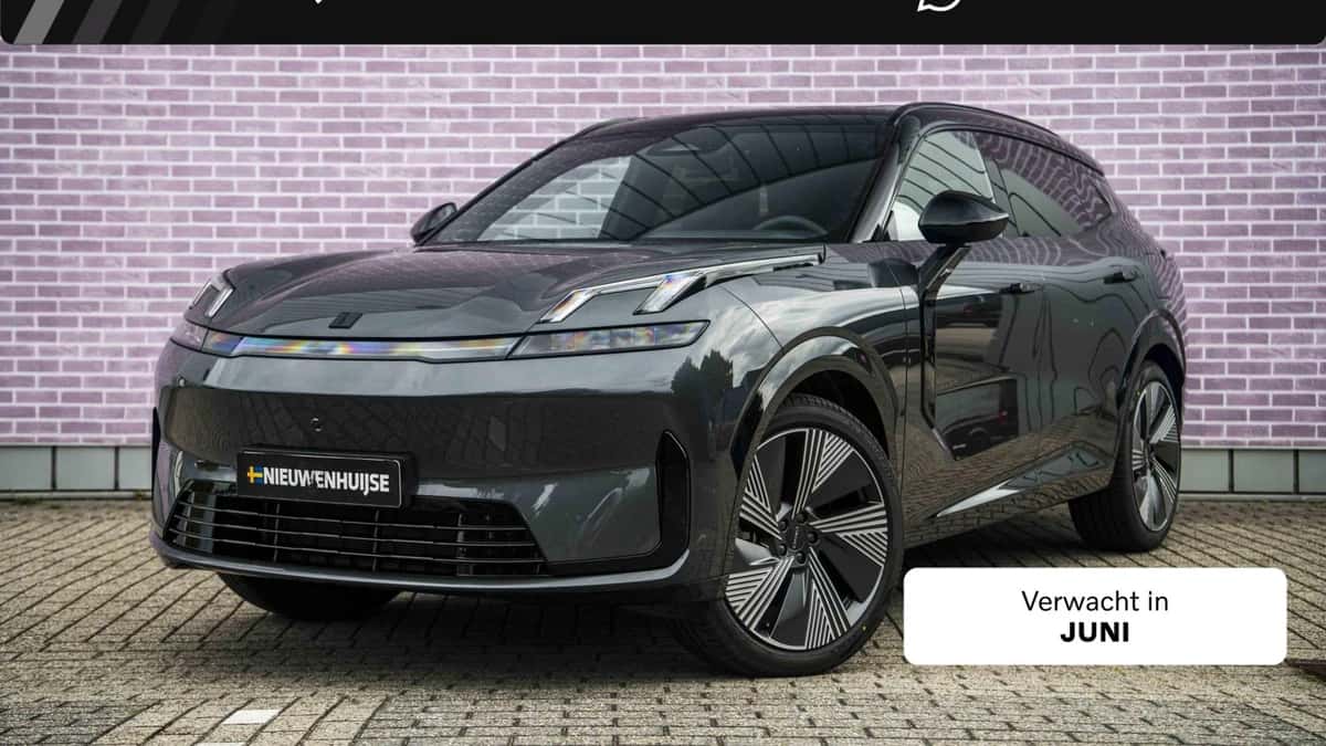 Lynk & Co 08 — foto 1