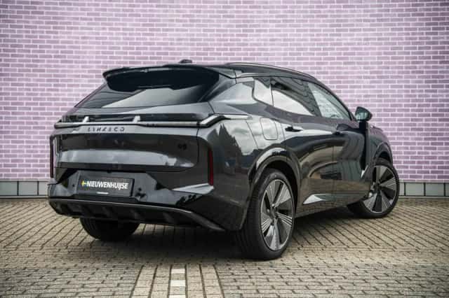 Lynk & Co 08 (2025) thumbnail 2