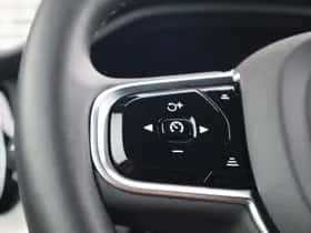Volvo XC60 thumbnail 10