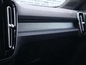 Volvo XC40 thumbnail 15