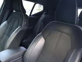 Volvo XC40 thumbnail 16