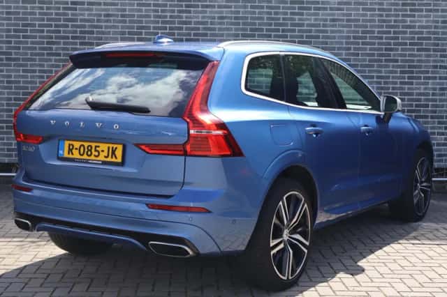 Volvo XC60 (2019) thumbnail 2