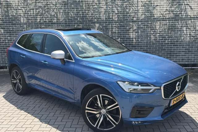 Volvo XC60 (2019) thumbnail 3