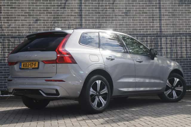 Volvo XC60 (2025) thumbnail 2