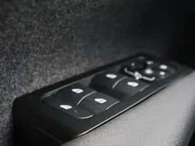 Volvo XC40 thumbnail 11
