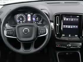 Volvo XC40 thumbnail 22