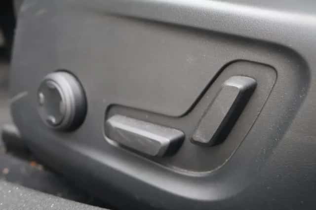 Polestar 2 (2022) thumbnail 5