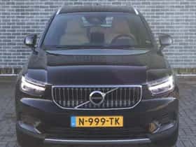 Volvo XC40 thumbnail 3