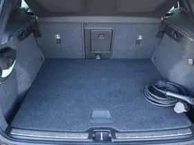 Volvo XC40 thumbnail 25