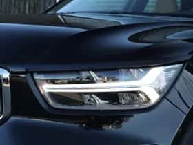 Volvo XC40 thumbnail 4
