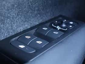 Volvo XC40 thumbnail 9