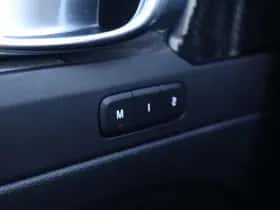 Volvo XC40 thumbnail 10