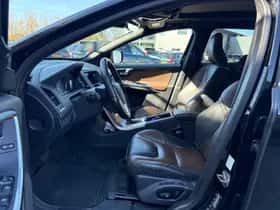 Volvo XC60 thumbnail 4