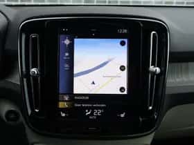 Volvo XC40 thumbnail 12