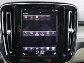 Volvo XC40 thumbnail 16
