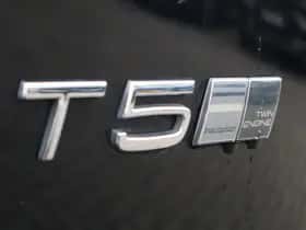 Volvo XC40 thumbnail 9