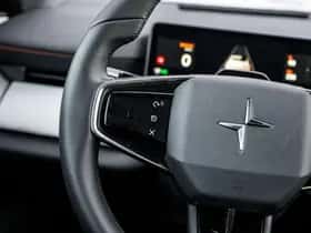 Polestar 4 thumbnail 26