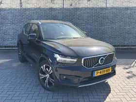 Volvo XC40 thumbnail 3