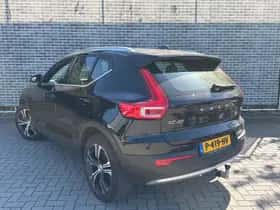 Volvo XC40 thumbnail 4
