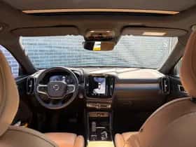 Volvo XC40 thumbnail 10