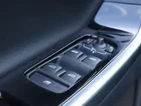 Volvo XC60 thumbnail 10