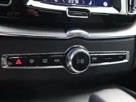 Volvo XC60 thumbnail 24