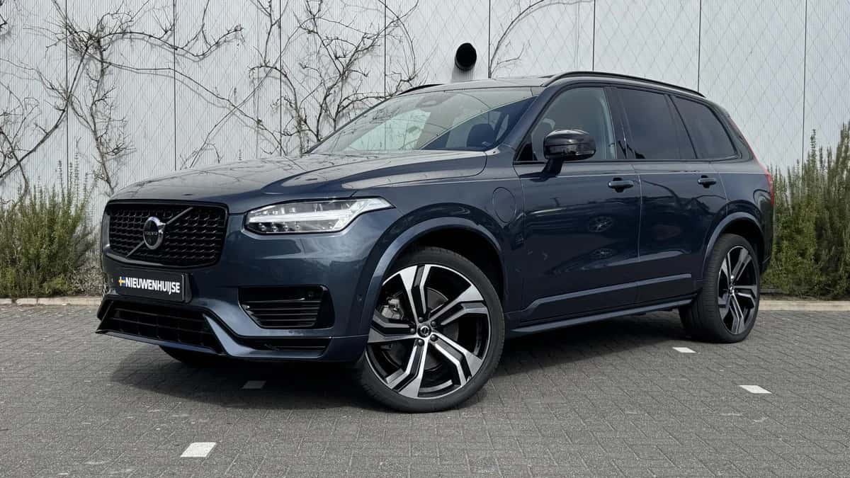 Volvo XC90 — foto 1