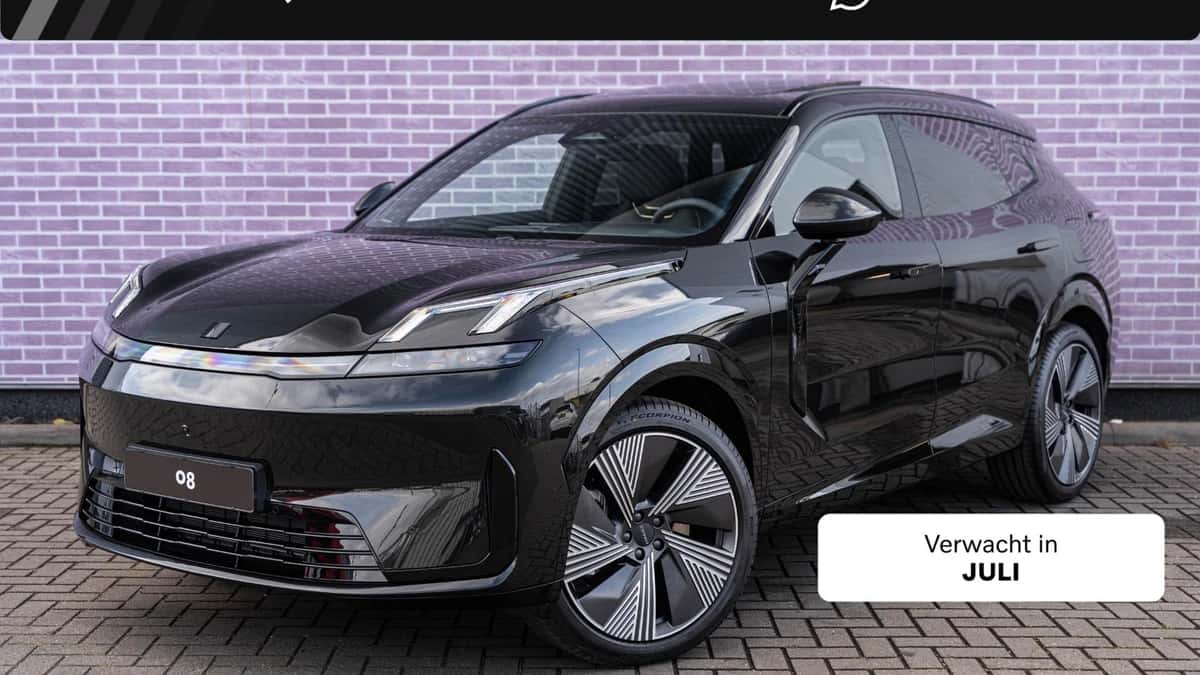 Lynk & Co 08 — foto 1