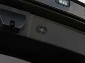 Lynk & Co 08 thumbnail 15