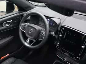 Volvo XC40 thumbnail 27