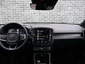 Volvo XC40 thumbnail 7