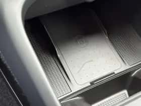 Volvo EX40 thumbnail 9