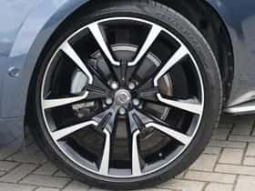 Volvo XC60 (2022) thumbnail 3