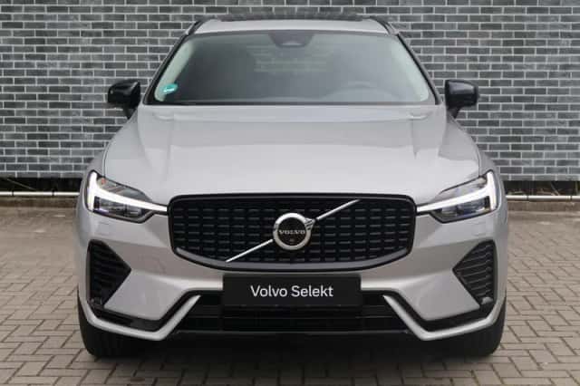 Volvo XC60 (2025) thumbnail 3