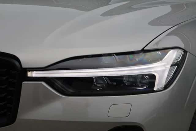 Volvo XC60 (2025) thumbnail 4