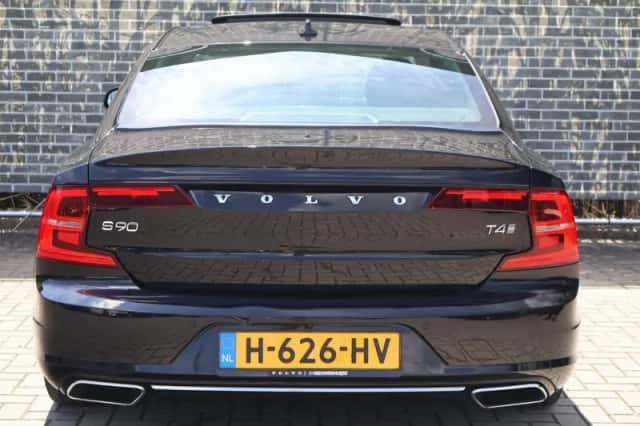 Volvo S90 (2020) thumbnail 2