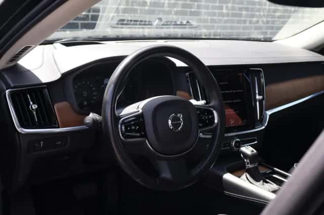 Volvo S90 (2020) thumbnail 4