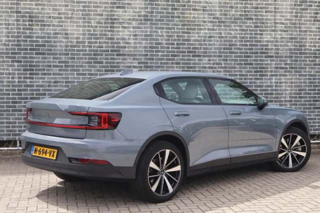 Polestar 2 (2021) thumbnail 2
