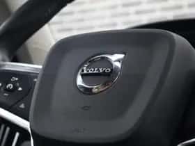 Volvo XC40 thumbnail 11