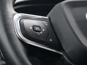 Volvo XC40 thumbnail 10