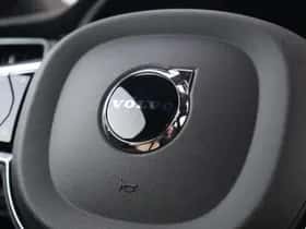 Volvo XC60 thumbnail 15